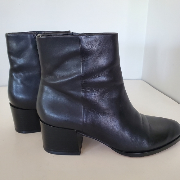 SAM EDELMAN Sz 8 Black Leather JOEY Block 2" Chunky Heel Ankle Bootie Side Zip - Picture 7 of 12